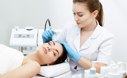 Được thực hiện bởi đội ngũ y bác sĩ có kinh nghiệm trên trung bình hàng chục nghìn ca điều trị.